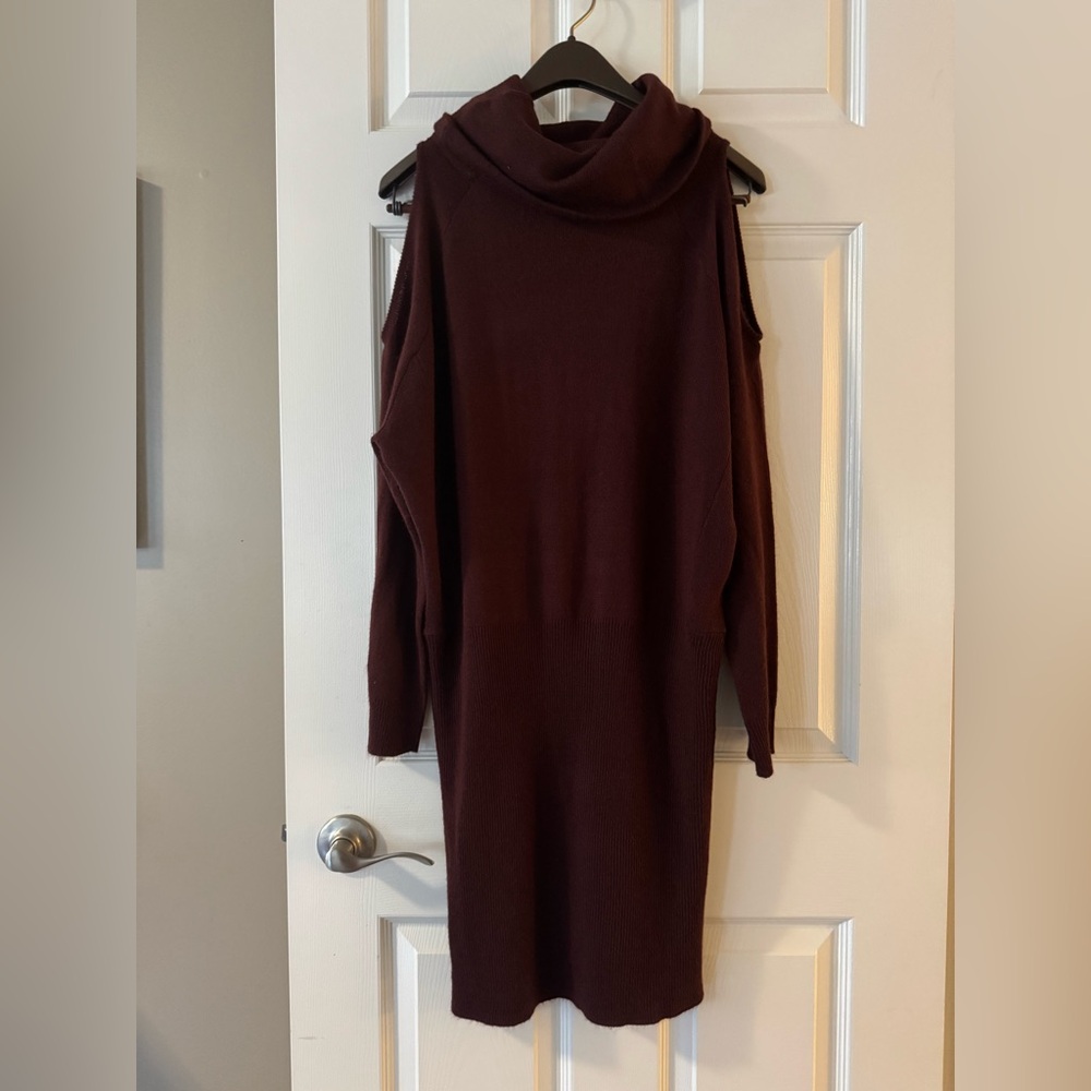 Ripe Burgundy/Brown Cold Shoulder Sweater Dress Size L, ptp 23”